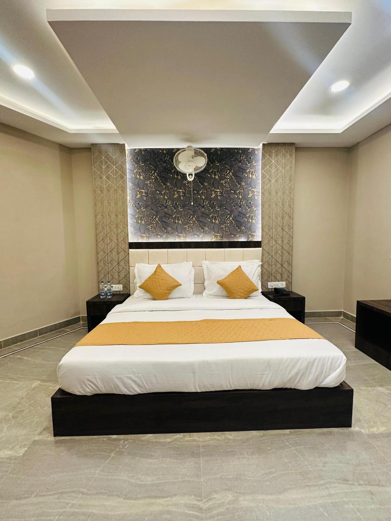 Hotel The Grand Agastya Kaohni Eksteriør bilde